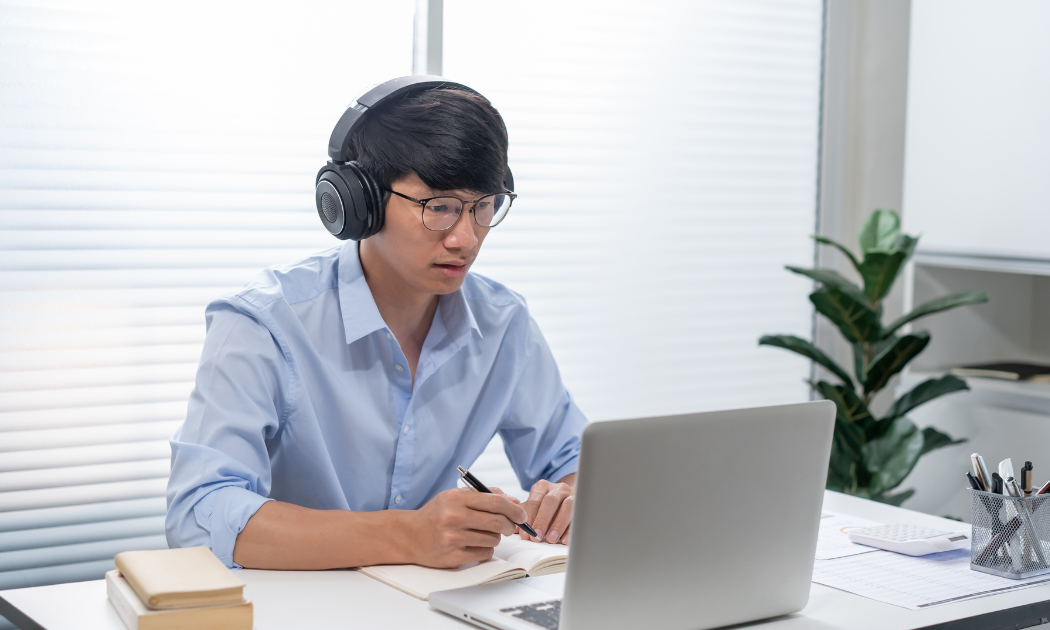 Can You Really Learn Business from YouTube? What Students Should Know